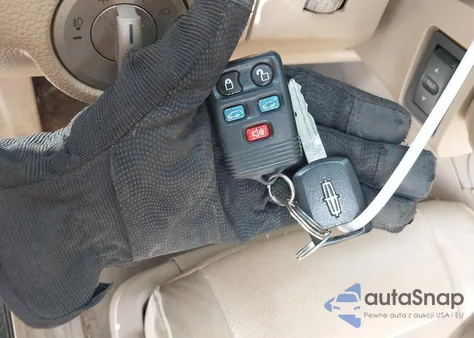 2007 Lincoln Navigator Ultimate from USA, damaged, VIN 5LMFU27517LJ10021